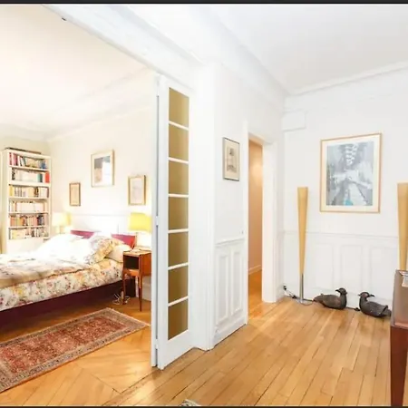Big Flat Louis Pommier *